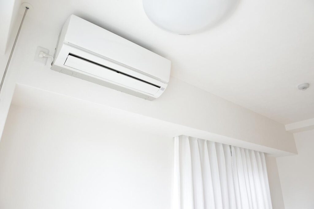 エアコンなどの空調設備の冷媒の仕組みについて